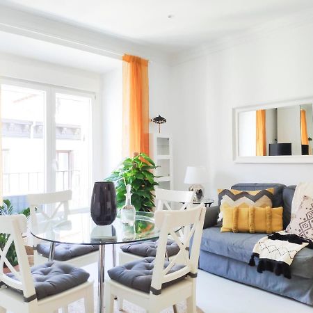 Your Best Experience In Old Madrid - Sol Apartman Kültér fotó